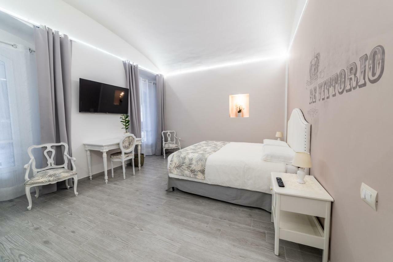 Re Vittorio 3* Turin